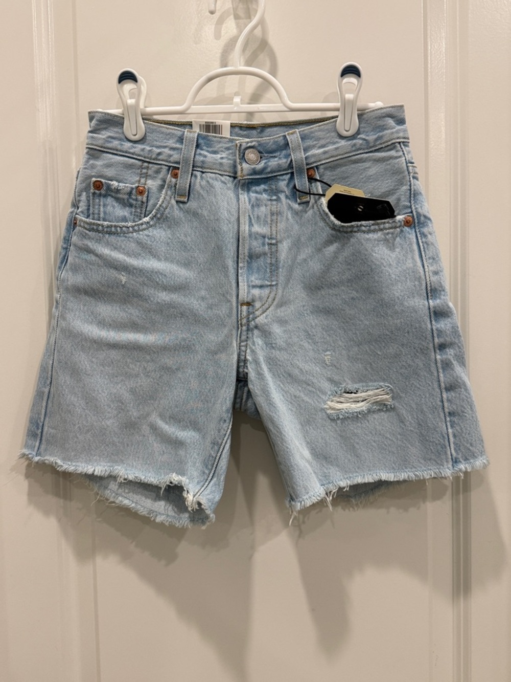 Levi's Light Blue Distressed Denim Shorts with Frayed Hem NWT